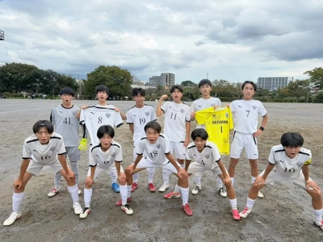 【5期生　U-15】
（高円宮杯千葉県予選1次R）
vs スポルトやちよ

対戦していただき、ありがとうございました。
応援ありがとうございました。

〜〜〜サポーター〜〜〜

株式会社SALT &PEPPER
http://saltandpepper.jp

〜〜〜パートナー〜〜〜
ひまわり整骨院（古ヶ崎）
http://himawariseikotsuin.c.ooco.jp/index.html

〜〜〜REFORMAホームページ〜〜〜
一般社団法人レフォーマ
https://www.reforma2017.com/

〜〜〜カメラマン〜〜〜
#ToshihiroKajiwara

#ジュニアユース#サッカースクール#サッカー小僧
#ドリブル センス駆け引き技術サッカーIQ
REFORMAスタイル
個
千葉県松戸市柏市流山市